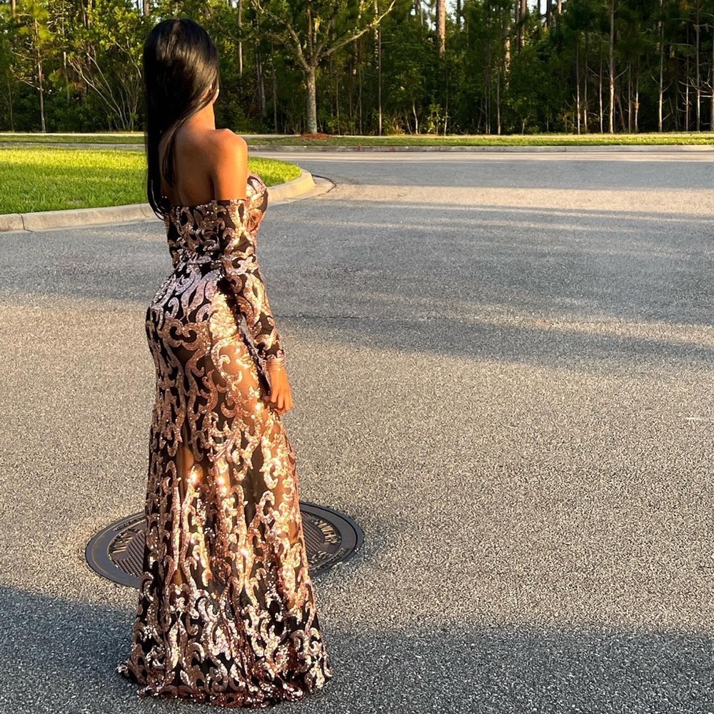 PROM DRESS! - Picture 5 of 7
